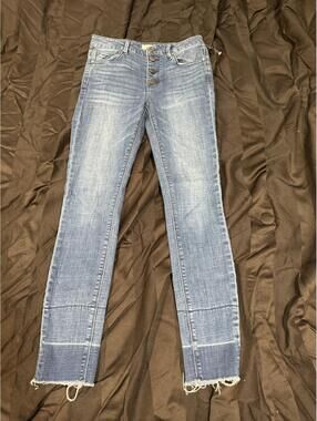 Unpublished Kora Mid-Rise Skinny in Lima Sz26‎